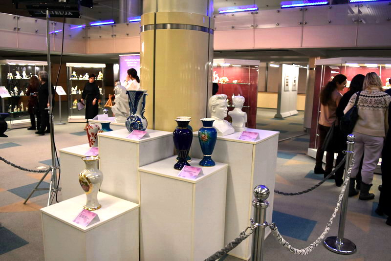 The porcelain exhibition was launched by the Belarus National Library