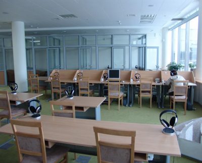 Music and audiovisual documents reading room 2
