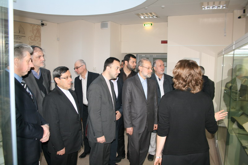 Iranian parliamentary delegation visits the Library