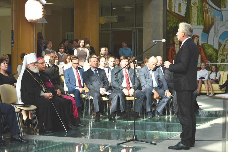 A crowing moment: the presentation of the complete "Book Heritage of Francysk Skaryna"