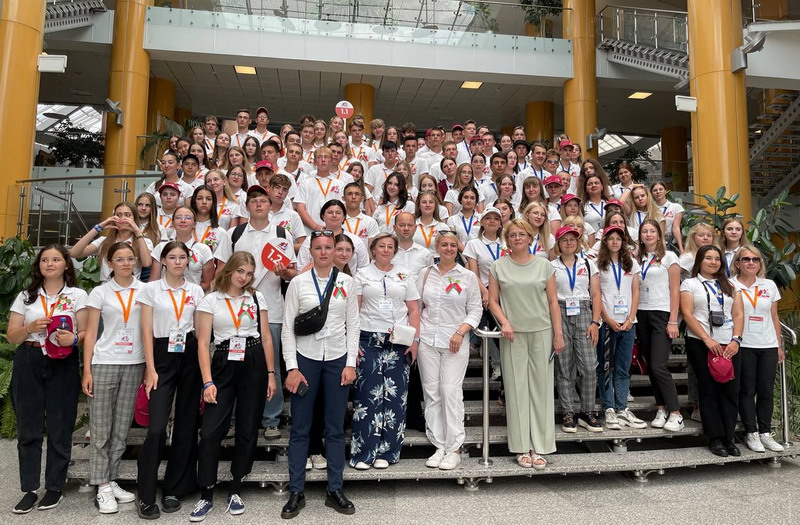 Участники «Поезда Памяти» посетили Национальную библиотеку