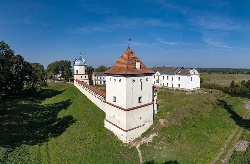 Liubchanski-zamak.jpg