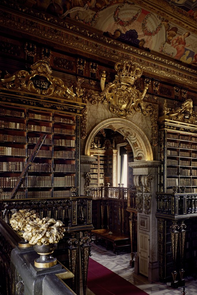 Библиотека Жуанина, Коимбра в Португалии